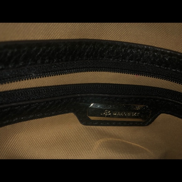 Classic Black b makowsky purse - Picture 4 of 4